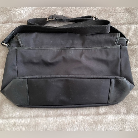 Coach Messanger Bag - Picture 4 of 5